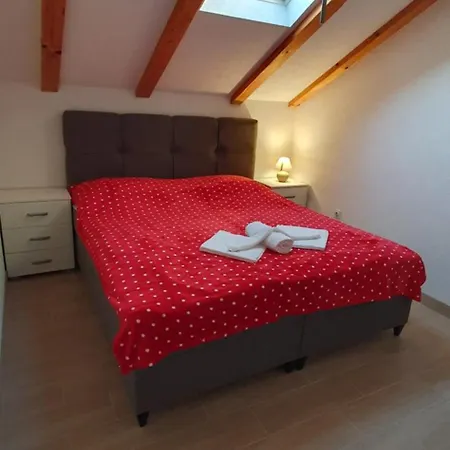 And Zvjezdana Apartment Hvar Town