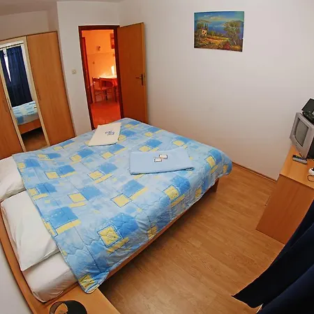 And Zvjezdana Apartment Hvar Town