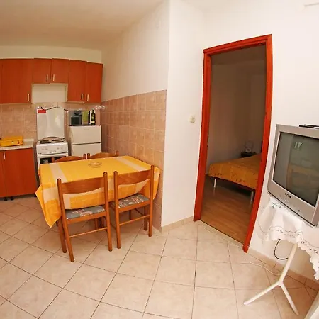 And Zvjezdana Apartment